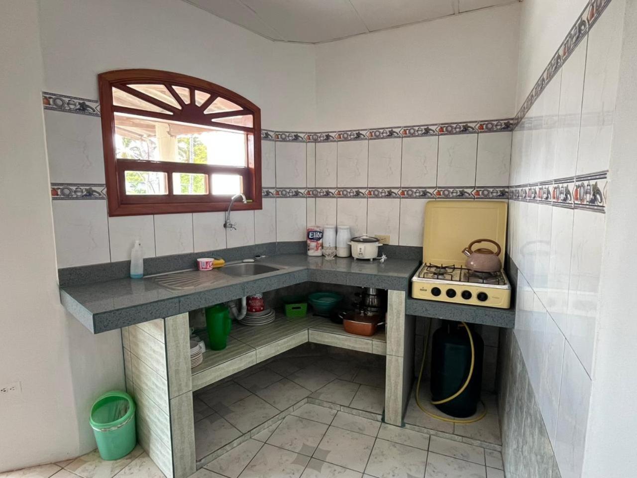 Hostal Neptuno - Poseidon 푸에르토빌라밀 외부 사진
